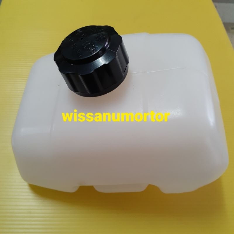 ถังน้ำมันเครื่องตัดหญ้า Rabbit EC04EA-2 / EC04ER-2 พลาสติกหนา อย่างดี