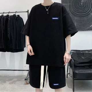 ชุดลำลองสำหรับบุรุษเสื้อยืดหลวมขนาดใหญ่แขนสั้น + กางเกงขาสั้นชุดสองชิ้น