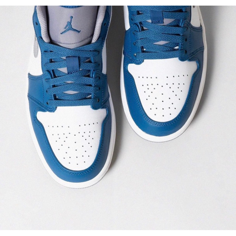 (พร้อมส่ง ของแท้ 100%) AIR JORDAN 1 LOW TRUE BLUE CEMENT