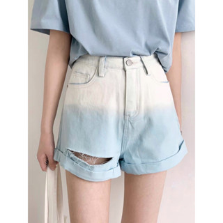 กางเกงขาสั้นเอวสูงไล่สี TIE-DYED DENIM SHORTS