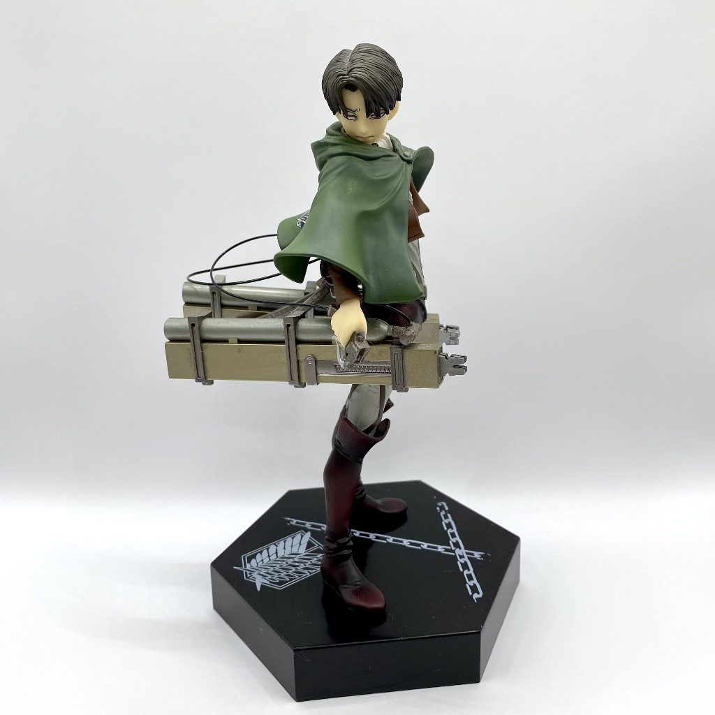 Levi Ackerman รีไวล์ แอคเคอร์แมน Attack on Titan ผ่าพิภพไททัน Three Dimensional Maneuver Ichiban Kuj