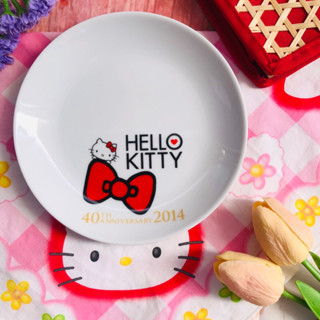 จานเซรามิคญี่ปุ่น Sanrio ซานริโอ้ ลาย HELLO KITTY 40th ANNIVERSARY 2014 จากญี่ปุ่น มือสอง 🍽