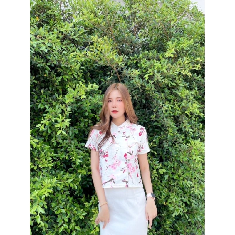 เสื้อผ้าฝ้ายคอจีนพิมพ์ลาย  ลายขอกนก/ลายดอกรัก