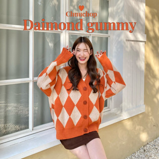 Chuuchop_พร้อมส่ง (C7477) 🍊🥐 DAIMOND GUMMY cardigan เสื้อคาดิแกนแขนยาวลายตารางสีส้มเบจผ้าไหมพรม