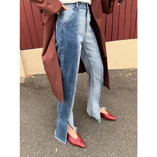 กางเกงยีนส์ขายาว ทรงขาตรง ผ่าปลายขา TWO-TONED DENIM SLIT HEM JEANS