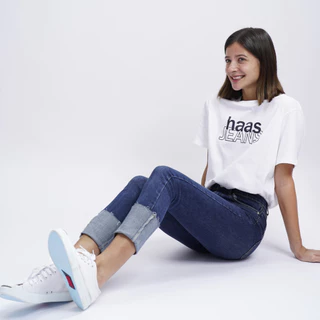 haas เสื้อยืดแขนสั้น unisex ผู้ชาย ผู้หญิง ลายสรีน haas jeans SHSK2587