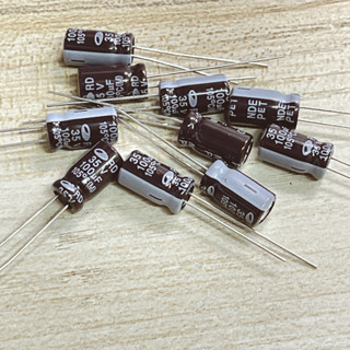 Capacitor ยี่ห้อ Samwha ของแท้ ค่า 100uF/35V. จำนวน 10ตัว