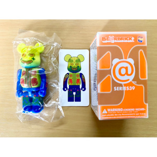 ฟิกเกอร์ bearbrick 100% Series 39 : Ed Paschke (Artist) (มีการ์ด+กล่องครบ) ของญี่ปุ่นแท้💯 (งาน Medicom toy)