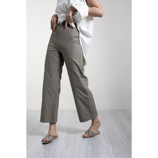 QueenCows กางเกงหลังคลอด Zoe Olive Wide Leg Trouser (Olive)