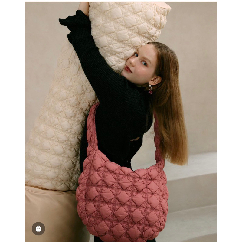 พร้อมส่งกระเป๋า cralyn soft L(ใบใหญ่)สี ivory