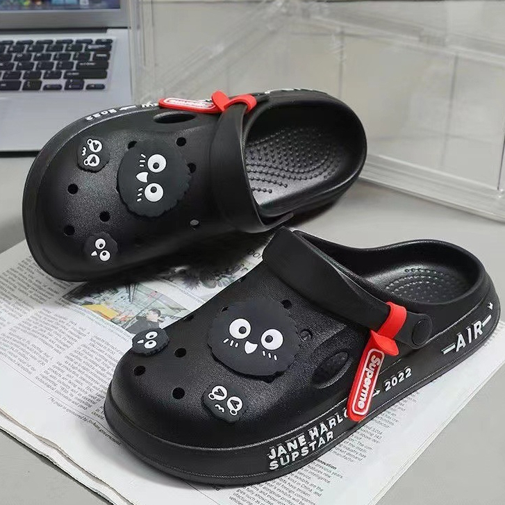 Health Slippers 144 บาท QiaoYiLuo รองเท้าแตะหลุมกันลื่นคู่ฤดูร้อนใหม่น่ารัก Men Shoes