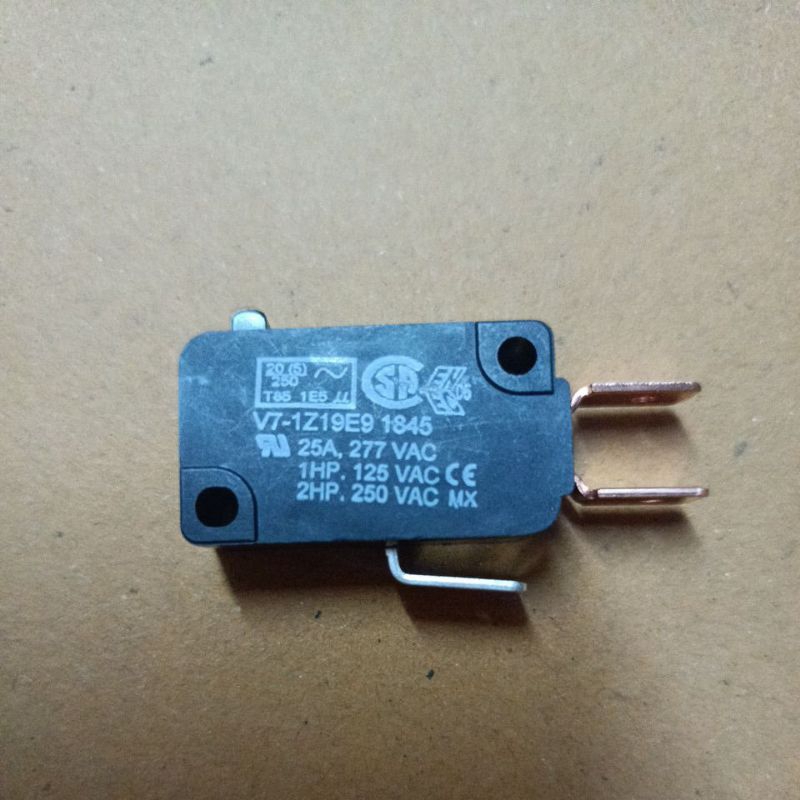 900831 สวิทช์ sharp WH-236E 25A 277VAC ของ แท้