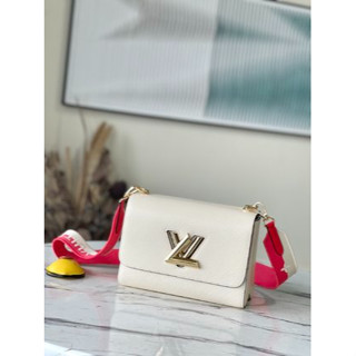 พร้อมส่ง LV Louis Vuitton กระเป๋ารุ่น TWIST MM งานดีสุด ขนาด 23 x 17 x 9.5 ซม