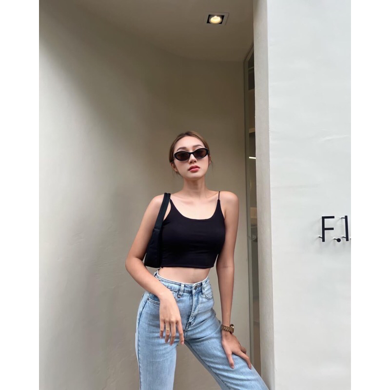 newlooksbkk TYT02 Cactus Crop เสื้อครอปสายเดี่ยว สายสปาร์เกตตี้ ทรงคอโค้งสวยลับกับช่วงอกอย่างลงตัว