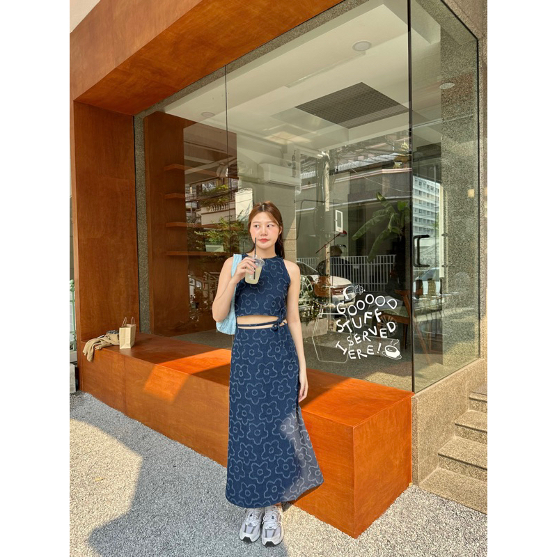 Basicgirl brand | NEW JEANS SET เสื้อ/กระโปรงผ้ายีนส์ลายดอกไม้ (ขายแยกชิ้น)