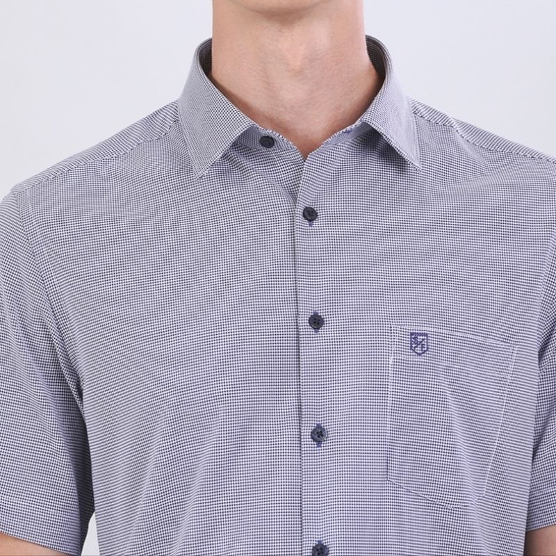 เสื้อเชิ้ตทอลายสีฟ้า Sfare Size L รอบอก42"