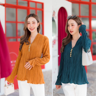 Gold button pleat top เสื้ออัดพลีทถี่ แขนยาว ดีเทลกระดุมทองเรียบหรู