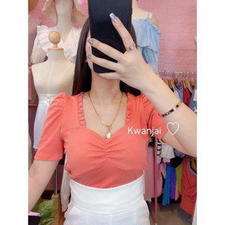 เสื้อยืดแขนสั้น💚💚แต่งระบายรอบคอ💚💚[NC-400]