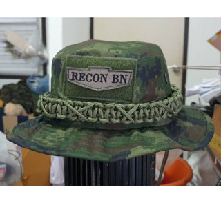 หมวกปีกลายพรางดิจิตอล ถักเชือกรอบหมวก ติดอาร์ม RECON BN.