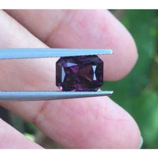 พลอยสปิเนล(Spinel) นน2.97กะรัต