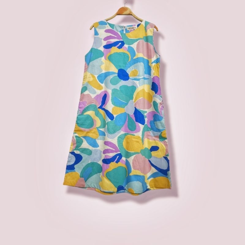 Rainbow dressเดรสคอกลม​แขน​กุด​