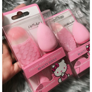 hello kitty makeup brush dream makeup brush set แปรงลงรองพื้น มาพร้อมฟองน้ำรูปไข่ BEAUTY TOOLS