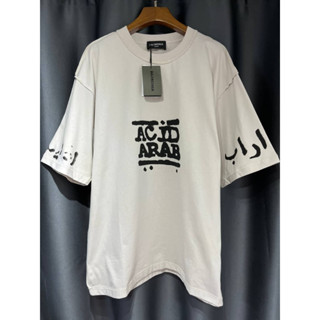 BALENCIAGA MUSIC ACID ARAB MERCH COTTON T-SHIRT IN WHITE เสื้อยืดคอกลมแขนสั้น แบรนด์บาลองเซียก้า