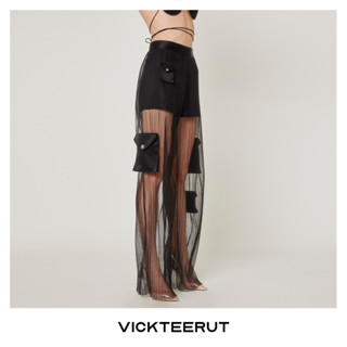 VICKTEERUT Wide Leg Trousers with Utility Pockets  กางเกงขาบาน ตกแต่งกระเป๋า