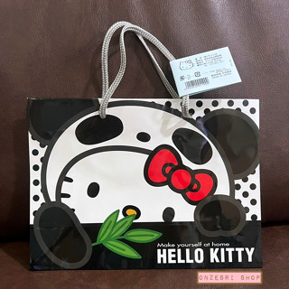 ถุงกระดาษ Hello Kitty Japan Limited ลาย Panda ขนาด 27 x 20 x 10 ซม. กระดาษสวยอาบมัน หูหิ้วเป็นเชือก