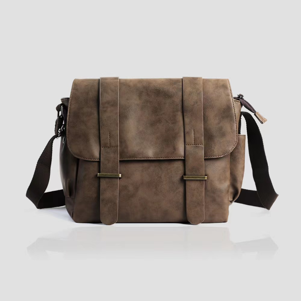 กระเป๋าสะพายข้าง ผู้ชาย หล่อเท่ห์ Handsome Crossbody bag กระเป๋าสะพายพาดลำตัว รุ่น W2642 ราคา ถูกที่สุด ดีลบีเคเค แกลเลอรีภาพที่ 6