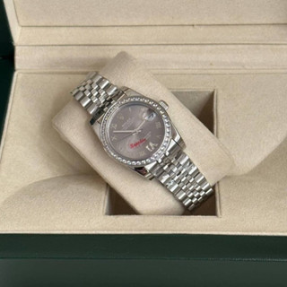 พร้อมส่ง Rolex Datejust Pearl Diamond Dial  Ladies 31 mm. Automatic ขนาดหน้าปัด 31 mm. อุปกรณ์ กล่องไม้สุดหรู ตามภาพ