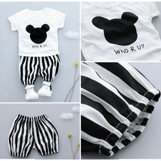 ชุดเสื้อกางเกงลายทาง Mickey Mouse Who R U สีขาวดำ