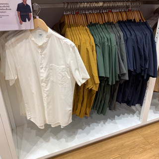 uniqlo 100% (ของผู้ชาย) S M L XL เสื้อเชิ้ตคอจีนขอบเล็กแขนสั้น ผ้าเบาสบาย ใส่ไม่ร้อน ของแท้💯💯จากช็อป