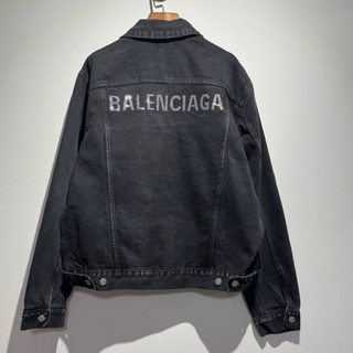 BALENCIAGA STRASS RHINESTONE LOGO OVERSIZED BLACK WASH DENIM JEAN JACKET เสื้อแจ็คเก็ตยีนส์ แบรนด์บาลองเซียก้า