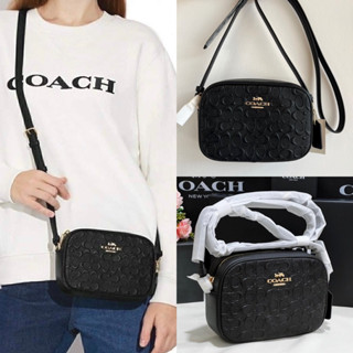 🎀 (สด-ผ่อน) กระเป๋า 7.5 นิ้ว ดำนูน CC943 COACH Mini Jamie Camera Bag In BLACK Signature Embossed Leather