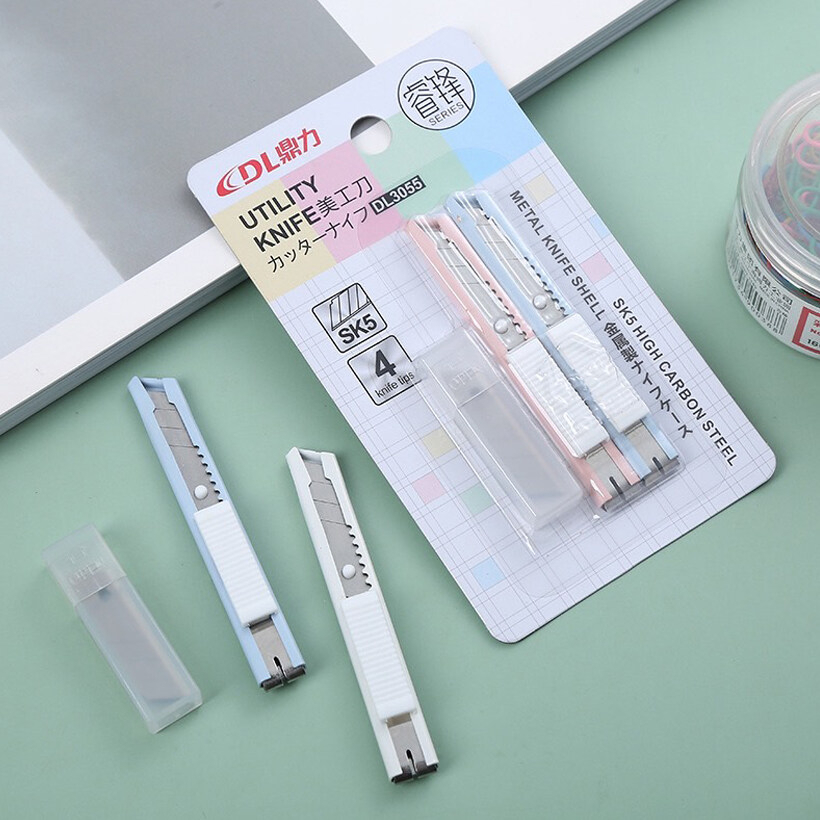 มีดคัตเตอร์ MINI+ใบมีด รุ่น DL3055 (แพ็ค 2 อัน) คัทเตอร์จิ๋ว มีดคัตเตอร์ คัตเตอร์พกพา Cutter Knife