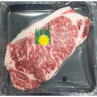 150-160G (A4) เนื้อสันนอกวากิวญี่ปุ่น PREMIUM STRIPLOIN FROM NAGASAKI WAGYU A4