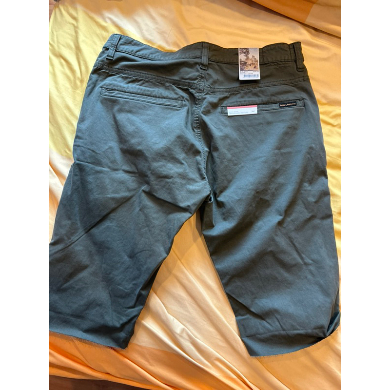 Nudie Slim Adam กางเกงชิโน่ สีเขียวกากี ตัดขาถึงเข่า W36