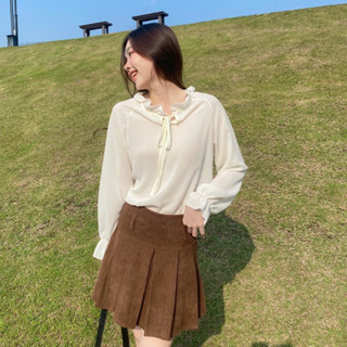 Anastasia beige shirt🍨