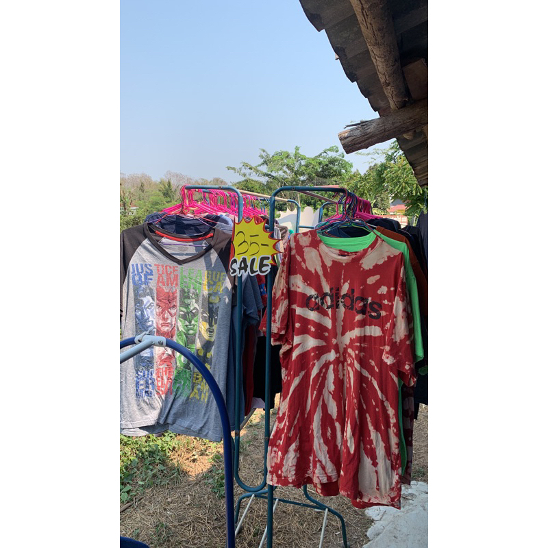 เสื้อยืดมือสองตัวละ35บาทไม่มีขาดซื้อ10ตัวแถม1ตัว❗️❗️