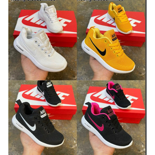 รองเท้าผ้าใบของเด็กNke zoomของมาแล้วนะคะตอนนี้มีพร้อมส่งเลยจ้า