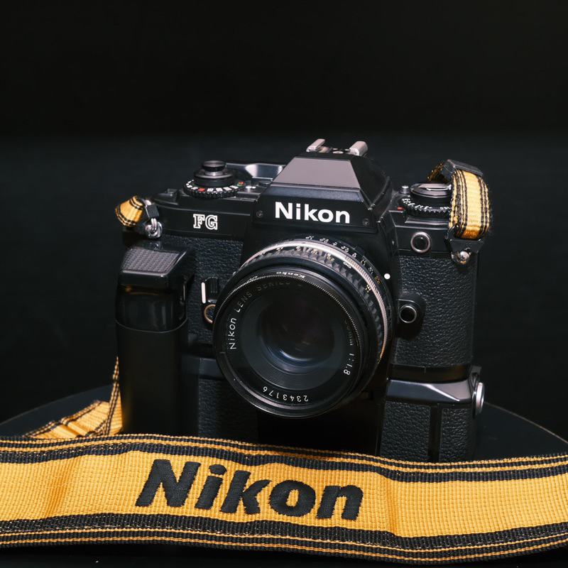 กล้อง Nikon FG-20 +Nikon 50f1.8ais (pancake) มาพร้อม MD 14 Motor Drive (Mint⭐️⭐️⭐️)