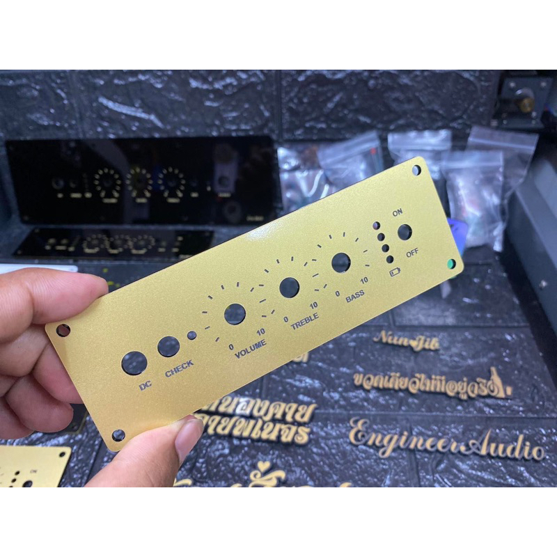 เพลท ตู้ลำโพง แอมป์เขียว   2×20W ขนาด 15x5 ซม. (สต๊อกเวล 2)