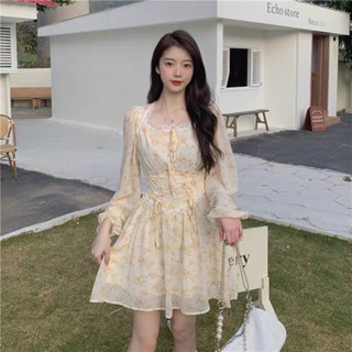 Mariya dress งานนำเข้า พร้อมส่ง เดรสแขนยาวลายดอกไม้สีสวยหวาน งานมีซับในทั้งตัว ซิปรูดด้านหลัง รุ่นนี้ชุดมีดีเทลร้อยเชือก