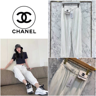 กางเกงขายาว CHANEL WITH MINIBAGCHAIN