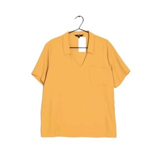 NX : Yellow Blouse ( เสื้อเหลืองคอวีมีปก)