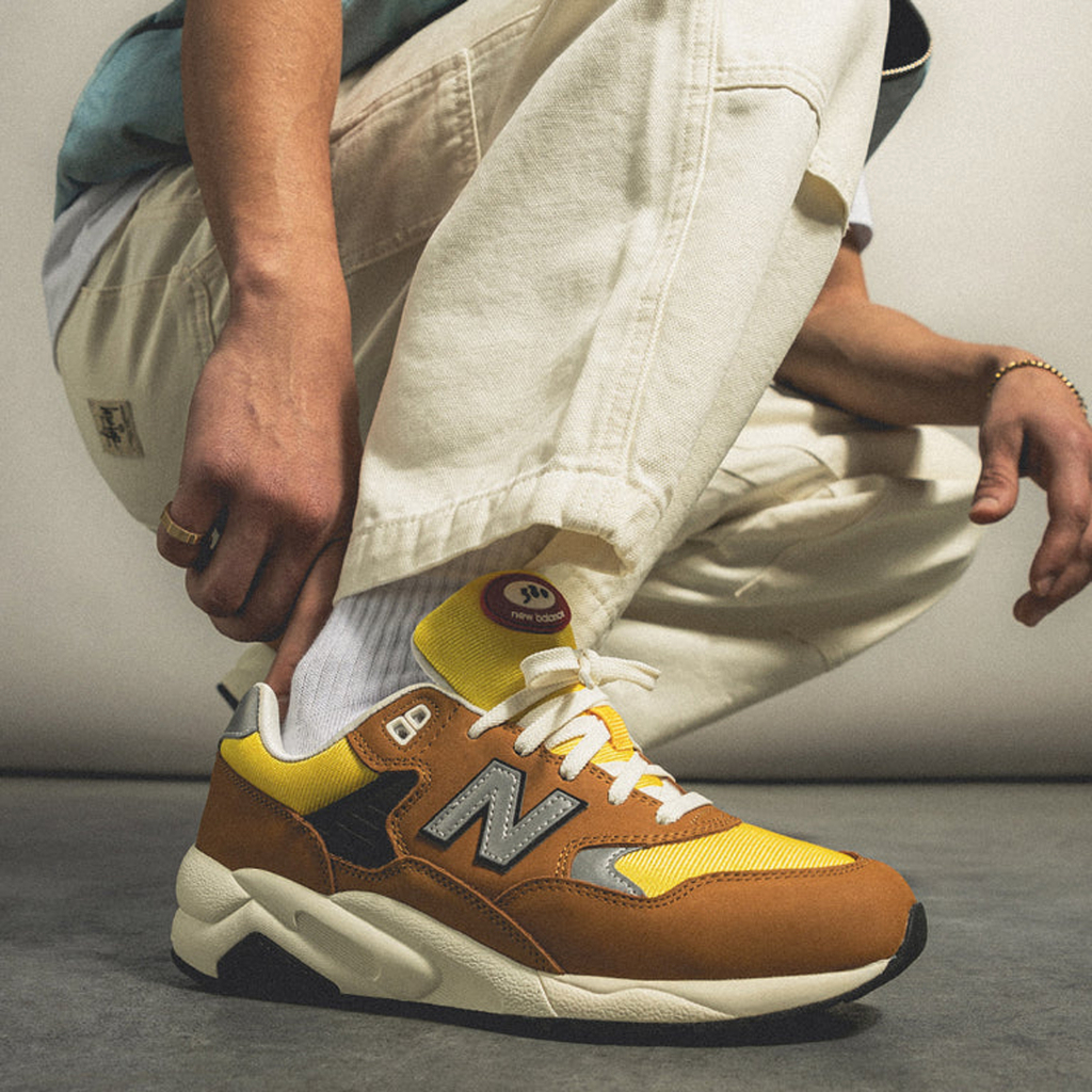 New Balance Collection นิวบาลานซ์ รองเท้าผ้าใบ รองเท้าลำลอง M 580 Real Mad MT580AB2 / MT580AC2 (5090)