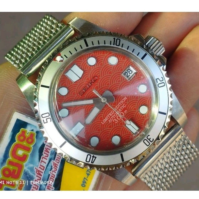Seiko Mod Red Japanese Waves Limited Edition