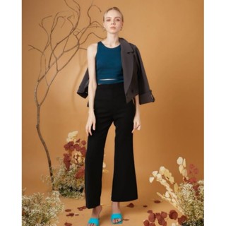 Kariko trousers จาก Aunchada