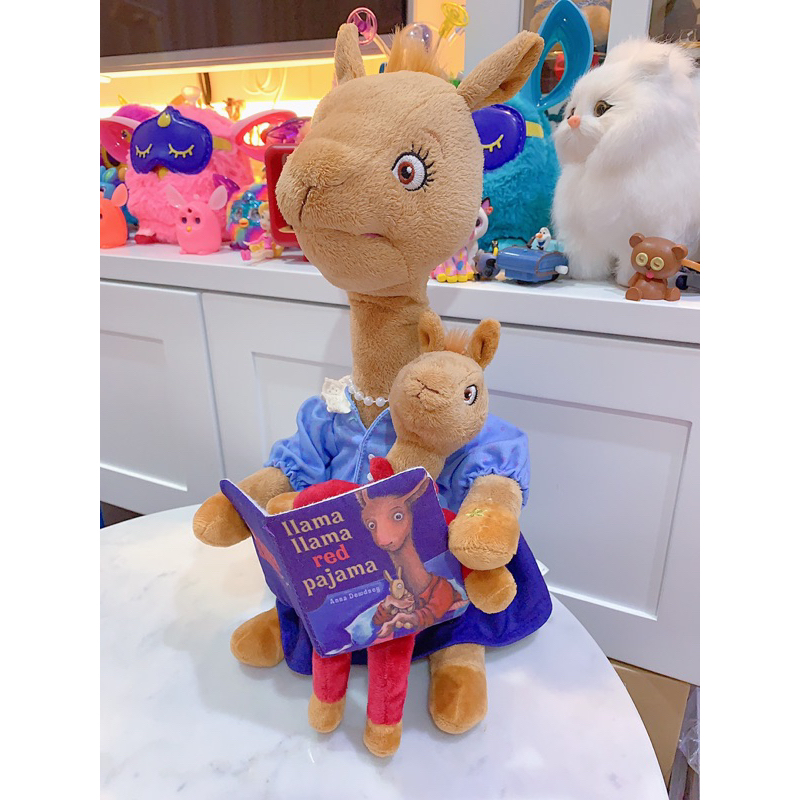 ลามะ อุ้มลูก อ่านนิทาน Llama Llama Red Pajama แบรนด์ Cuddle Barn